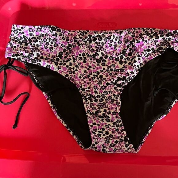 Lilac Floral Bikini Tie Side Bottom Swimsuit - Picture 3 of 4